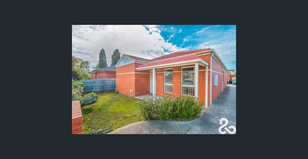 CONVENIENCE AT YOUR FINGER TIPS - Photo 1