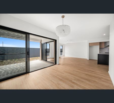 13 Whitehaven Crescent, Woolgoolga, NSW 2456 - Photo 2
