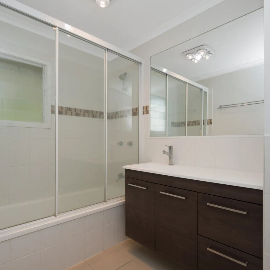 187 Fulham Road, Gulliver. - Photo 1