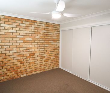 CENTRAL LOCATION CLOSE TO LISMORE SHOPPING SQUARE - Photo 2