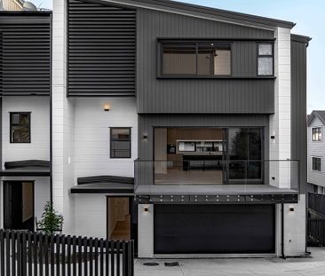 BRAND-NEW EXECUTIVE TOWNHOUSE FOR RENT - Photo 4