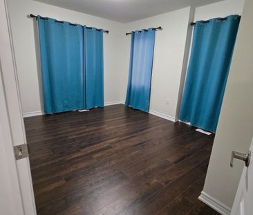 For Lease - 561 Queen Mary Drive, Brampton, Ontario - Photo 4