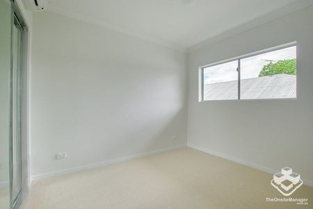 Perfectly Located 2-Bedroom Unit in Leafy St Lucia - Photo 5