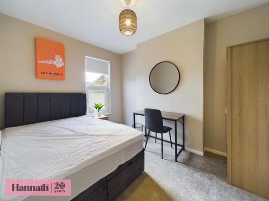 Room 2, 13 Harford Street, Portadown, Craigavon, BT62 3AA - Photo 1