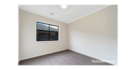 Family Home For Lease in Prime Strathtulloh Location! - Photo 4