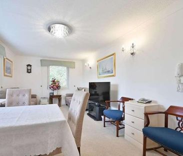 Homecedars House, Bushey, WD23 - Photo 2