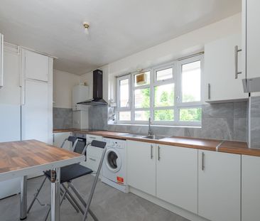 2 Bed Flat, Shenstone House, SW16 - Photo 3