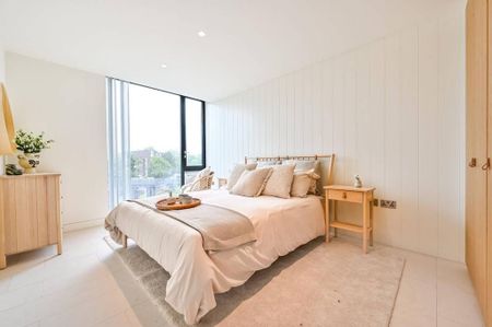 3 bedroom flat to rent - Photo 3