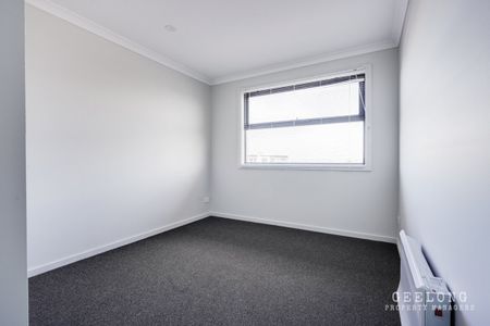 17 Geraldine Walk Wyndham Vale - Photo 3