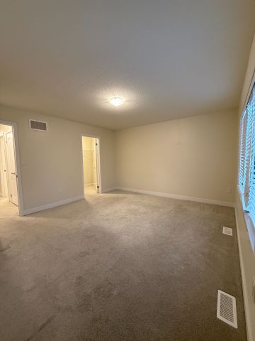 For Lease - 90 Sunflower Crescent, Thorold, Ontario - Photo 3