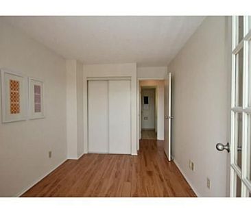 For Lease - 1025 Grenon Avenue Unit# 409, Britannia Heights - Queen... - Photo 1