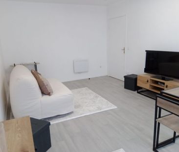 Studio Guyancourt 29 m² - Photo 1