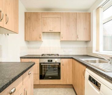 2 bedroom terraced house to rent - Photo 3