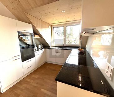 SOUND-INSULATED AND WARM ATMOSPHERE - Foto 1