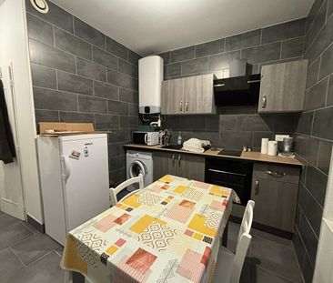 Location Appartement 2 pièces 27m² - Photo 2