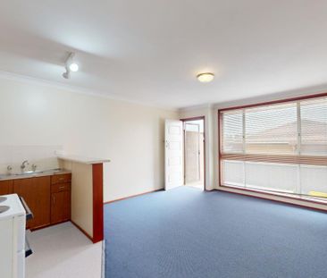 2/15 Clyde Street, Rutherford NSW 2320 - Photo 6