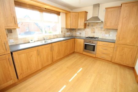 52b Ellis Street, Carrickfergus, BT38 8AZ - Photo 5