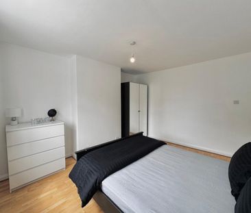 Room in a Shared House, College Road, HA9 - Photo 5