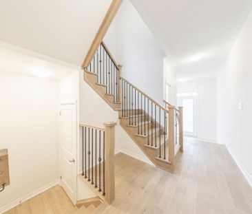 For Lease - 1811 Narcissus Gardens, Pickering, Ontario - Photo 5