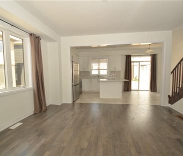 For Lease - 10 Heritage Way, Thorold, Ontario - Photo 4