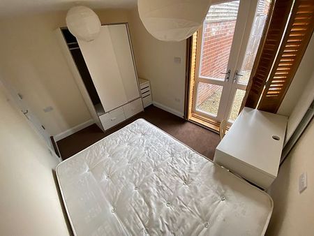 119 Fourth Avenue - Photo 5