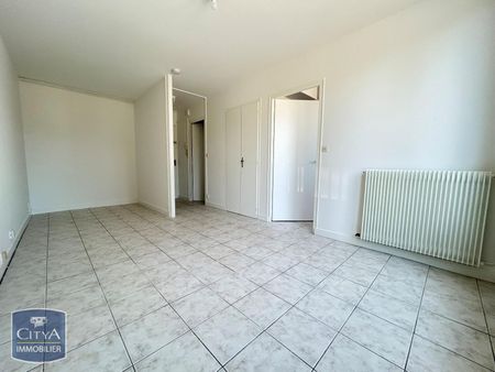 Location Appartement 1 pièce 28m² NIORT 79000 - Photo 5