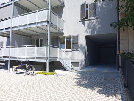 LUMINEUX AVEC TERRASSE ET JARDIN COMMUN - Foto 2