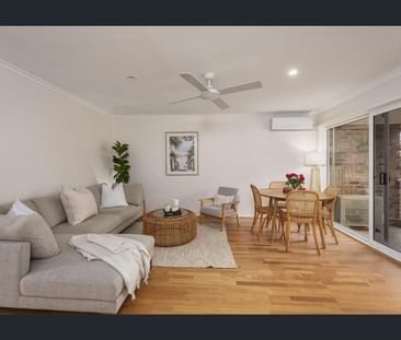 APARTMENT BY THE BEACH WITH A LEAFY OUTLOOK - Photo 3