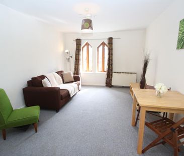2 bedroom apartment to rent - Photo 2