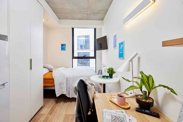 Signature Studio Apartment, King Single Bed - Photo 1