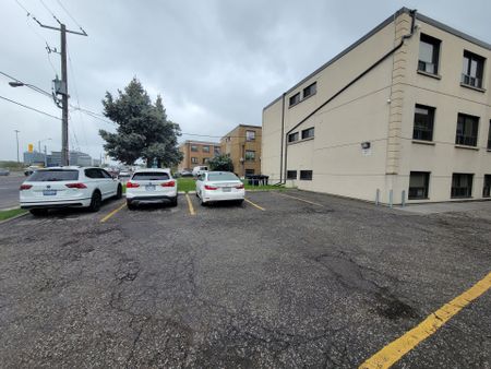 For Lease - 2637 Keele Street Unit# Lower Level #1, Toronto, Ontario - Photo 4