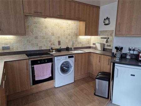 2 bedroom apartment to rent - Photo 2