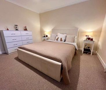 St Aldhelm Road, Bradford On Avon, BA15 - Photo 2