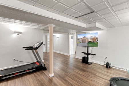 For Lease - 11 Hobbs Drive, Clarington, Ontario - Photo 3