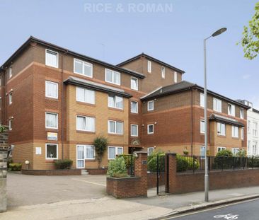 1 bedroom retirement property to rent - Photo 3