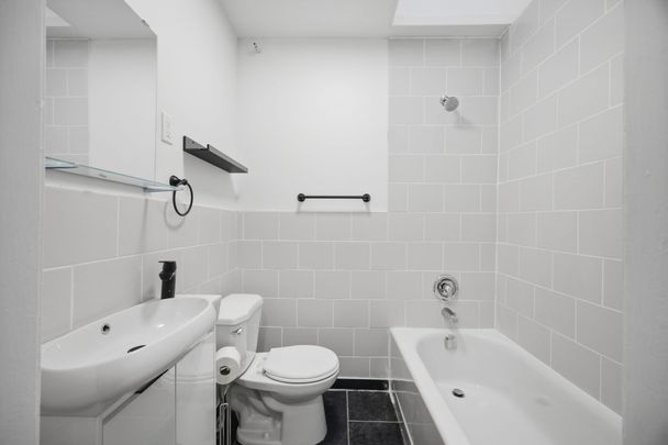 For Lease - 197 Roncesvalles Avenue Unit# 3, Toronto, Ontario - Photo 1