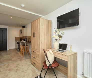 Studio to rent - Photo 1