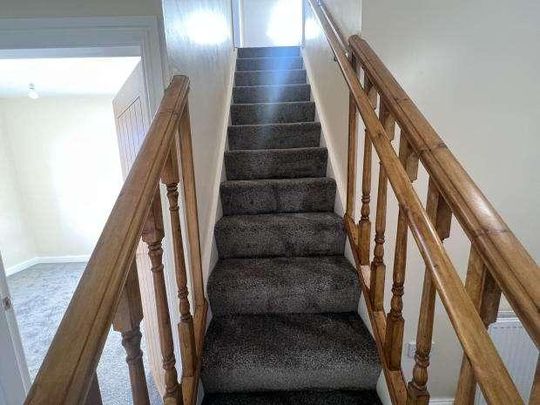 Bowling Hall Road, Bradford, BD4 - Photo 1