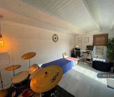 3 bedroom bungalow to rent - Photo 5