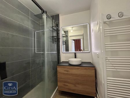 Location Appartement 2 pièces 48m² LILLE 59000 - Photo 4