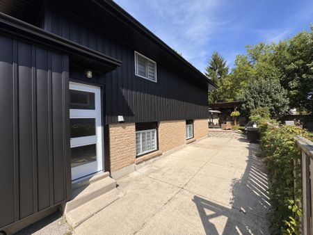 For Lease - 28 Sasha Crescent, London South, Ontario - Photo 3