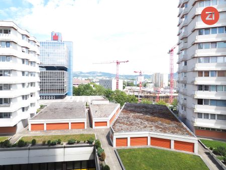 Urbane Kleinwohnung - Top Zustand - mit Küche - Urfahr - Photo 2