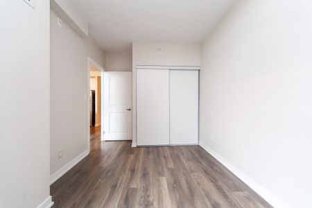 For Lease - 1284 Guelph Line Unit# 401, Burlington, Ontario - Photo 2