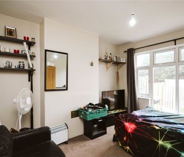 Vassall Road, - Photo 1