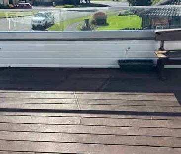 Sun-Soaked Living with Estuary Views - Photo 5