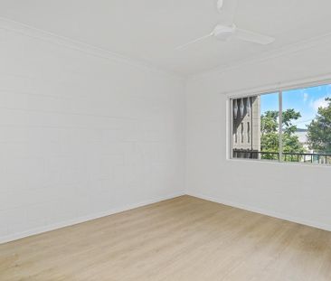 Two Bedroom Apartment Situated In A Great Location - Photo 3