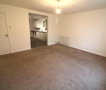 2 bedroom maisonette to rent - Photo 3