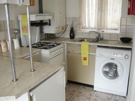 1 bedroom flat to rent - Photo 3