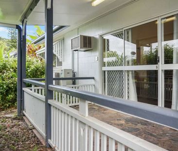 Pet Friendly Two Bedroom Duplex - Photo 1