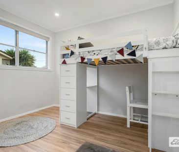 Modern Family Living! - Photo 6